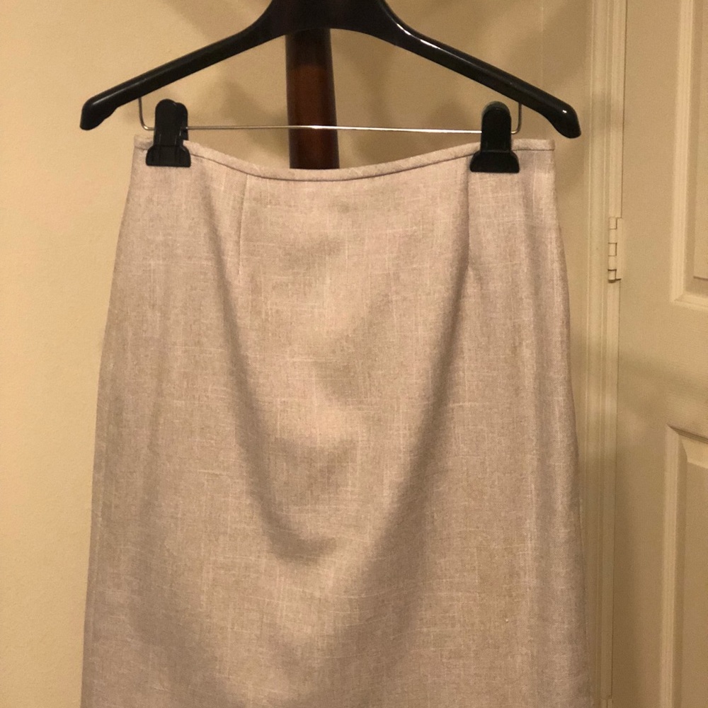 Isabella Suits - Picture 4 of 5